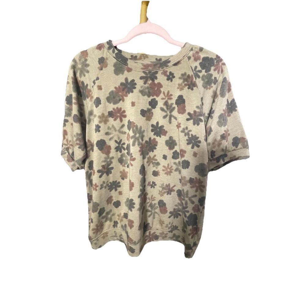 NWT Sonoma Short Sleeve Sweatshirt Olive Floral Camo Daisy Sz Med MSRP $30
